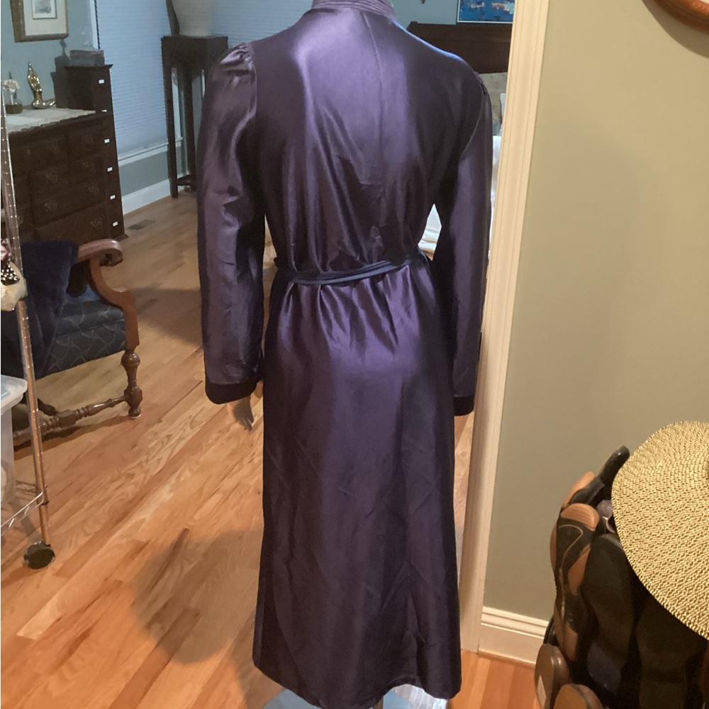Navy Blue Robe - Picture 12 of 12